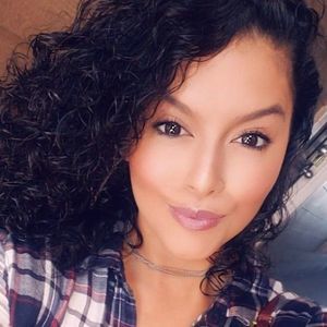 Meet your Posher, Raychel